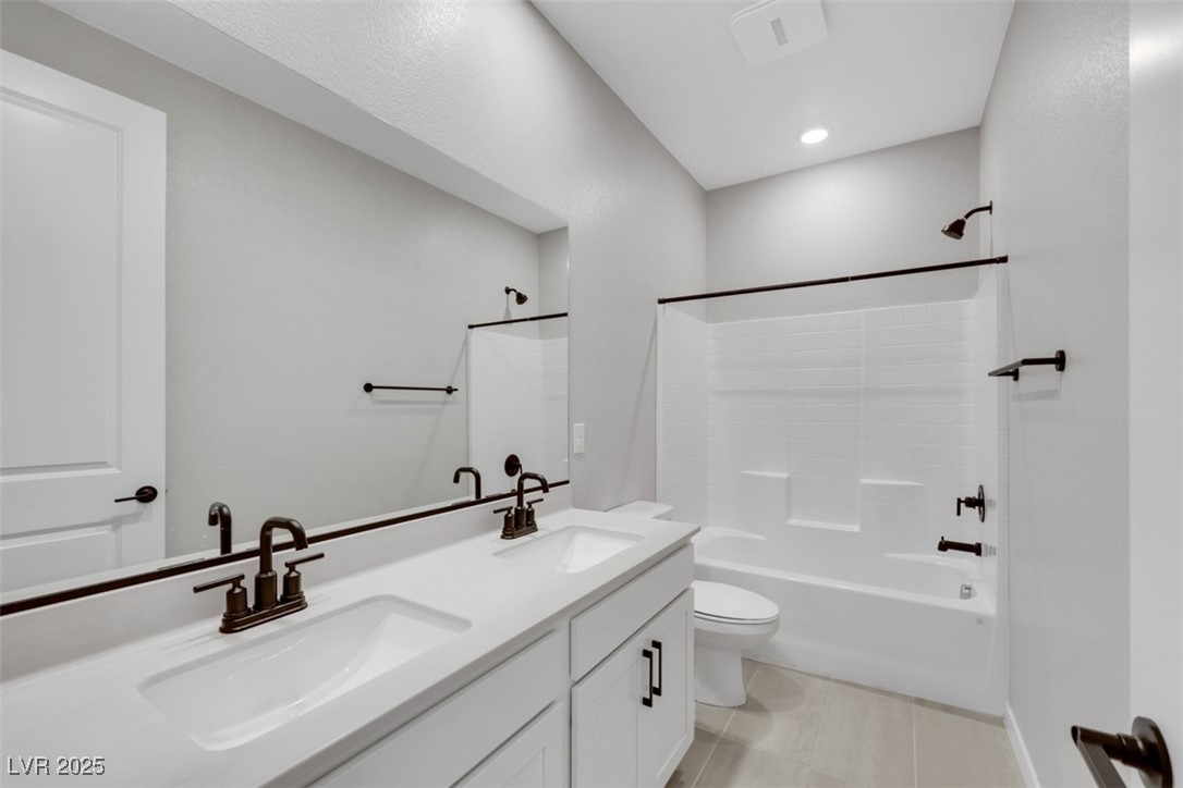 Las Vegas, Nevada 89138, United States, 5 Bedrooms Bedrooms, ,3 BathroomsBathrooms,Residential,Active,164371