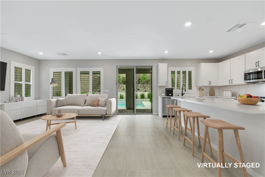 12096 Arrebol Avenue