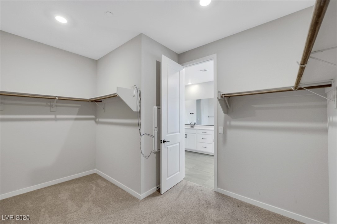 Las Vegas, Nevada 89138, United States, 5 Bedrooms Bedrooms, ,3 BathroomsBathrooms,Residential,Active,164371