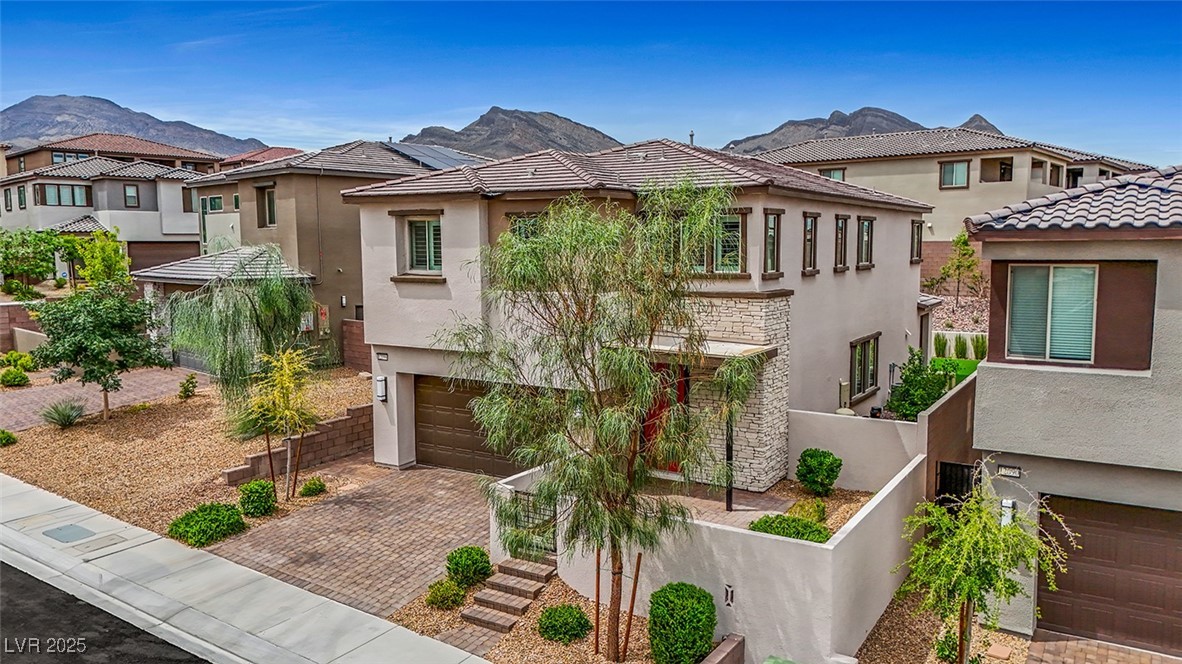 Las Vegas, Nevada 89138, United States, 5 Bedrooms Bedrooms, ,3 BathroomsBathrooms,Residential,Active,164371