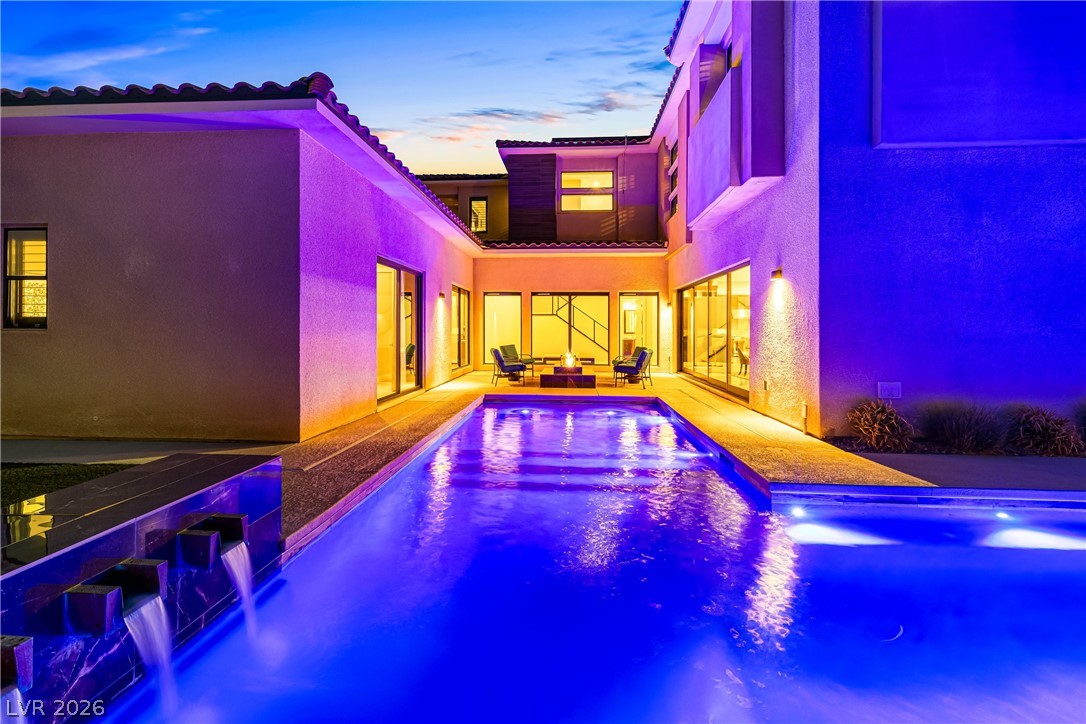 102 San Martino Place