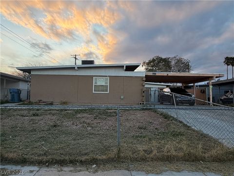 Photo of 2204 S 15th Street, Las Vegas, NV 89104 (MLS # 2758057)