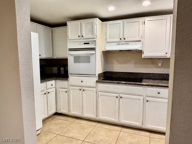 Properties 2 750 S Royal Crest Circle 325