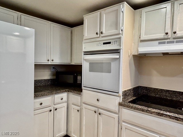 Properties 4 750 S Royal Crest Circle 325