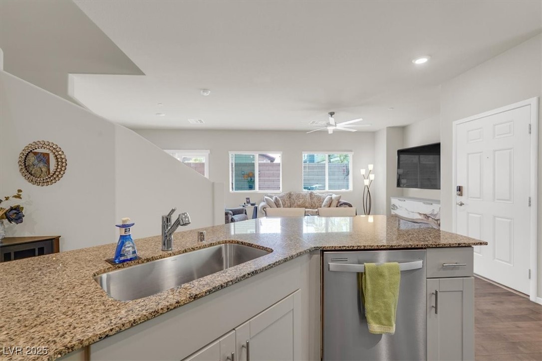 4625 Ridgeley Avenue #102, North Las Vegas, Nevada image 12
