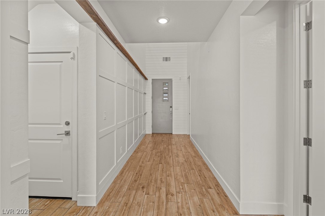 8320 Carabiner Court