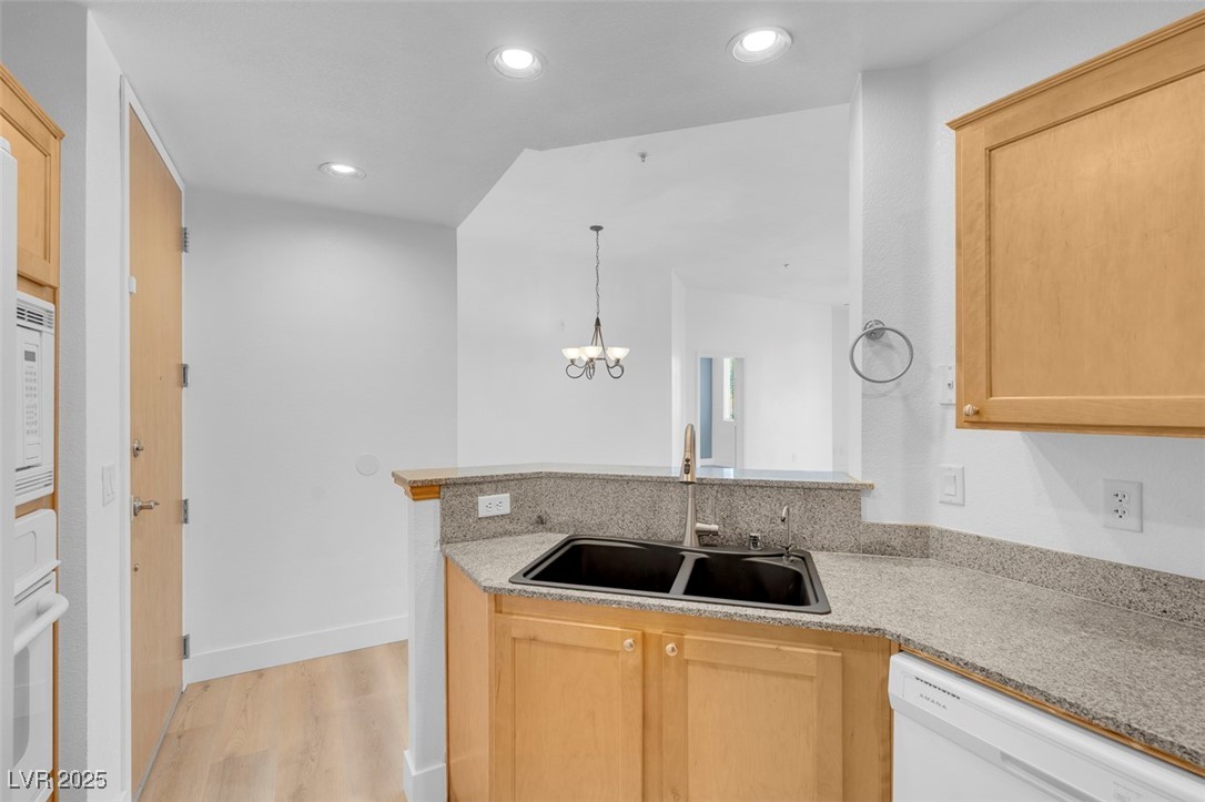 75 E Agate Avenue #206, Las Vegas, Nevada image 18