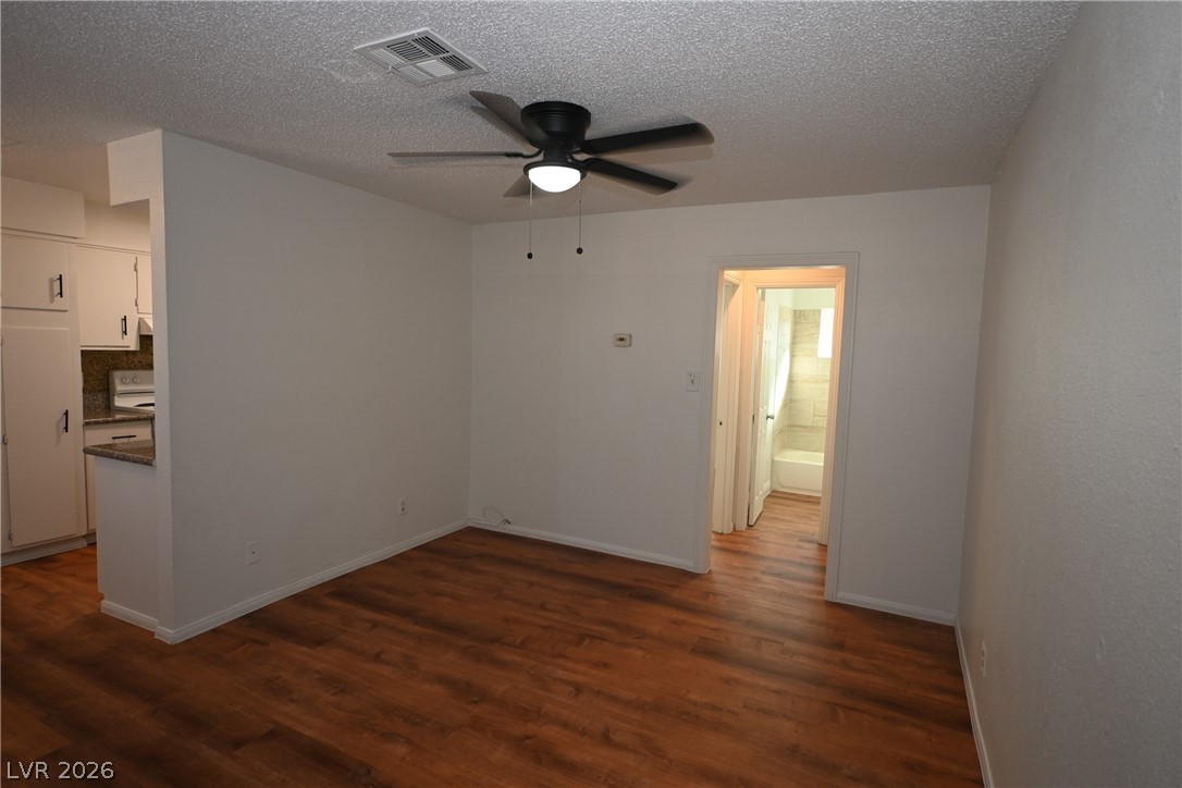 2608 E Mesquite Avenue 3