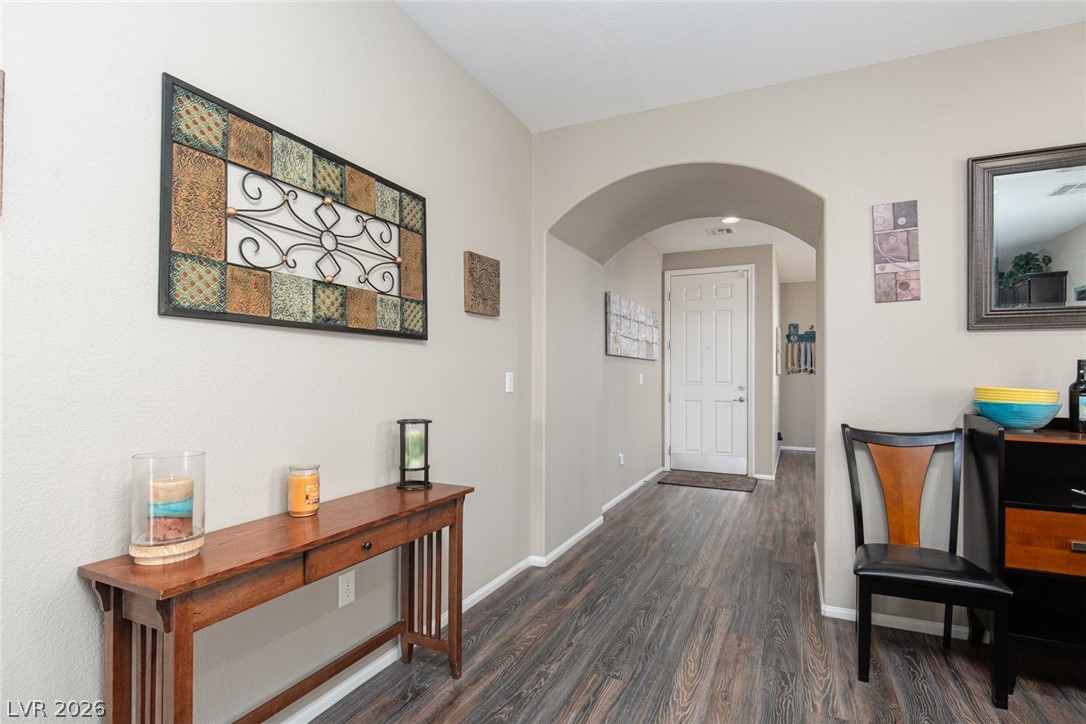 984 Pretty Fire Street