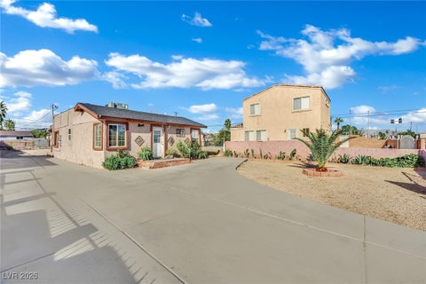 Homes For Sale - 1843 N Bruce Street<br/> Clark County, North Las Vegas, NV 89030