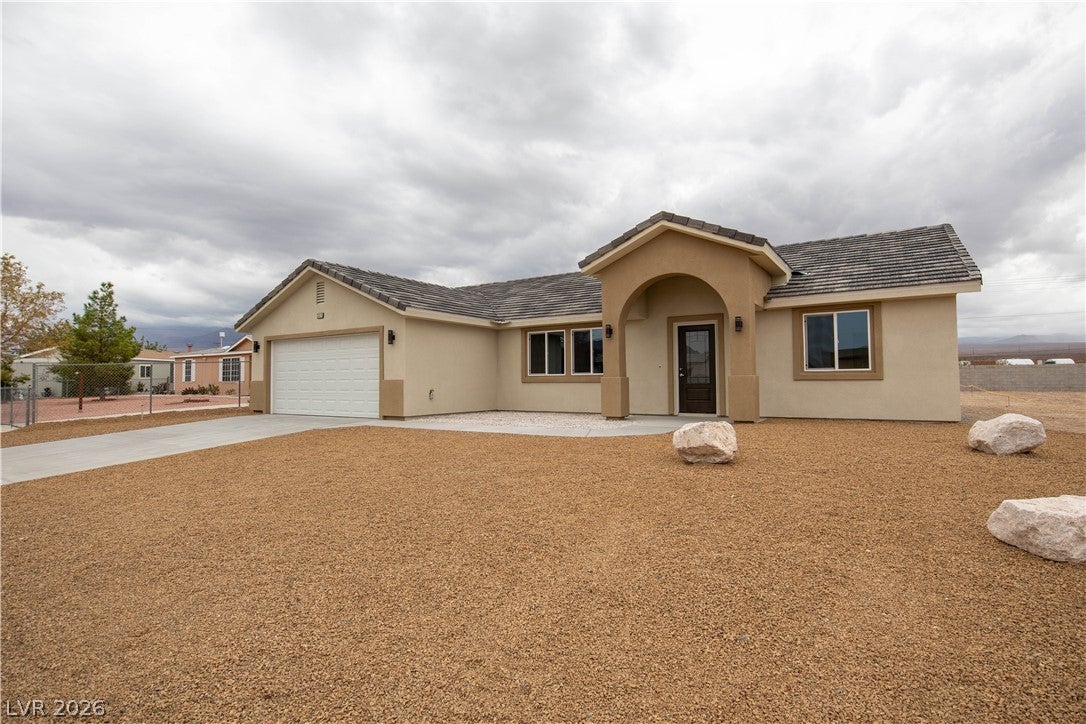 3925 N Mayfield Ranch Road