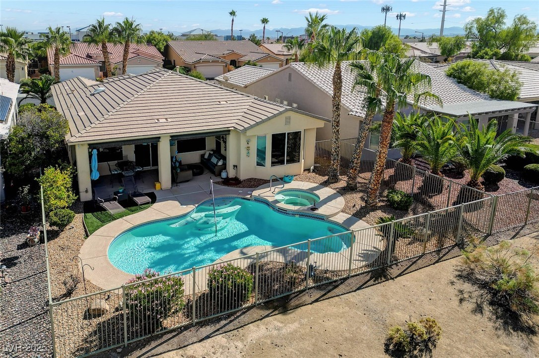 4545 Regalo Bello Street