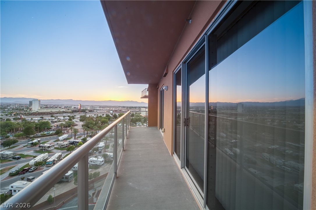 8255 S LAS VEGAS Boulevard 1104