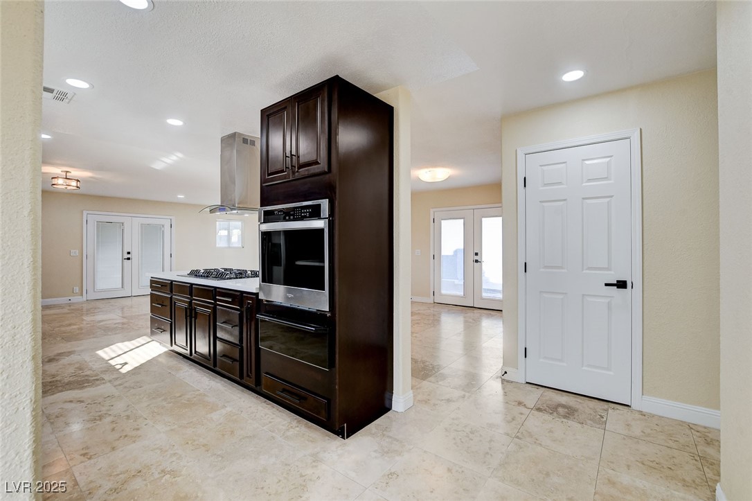 1942 Pasadena Boulevard