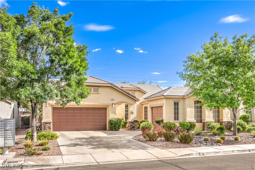 2561 Pyramid Pines Drive, Henderson, Nevada image 1