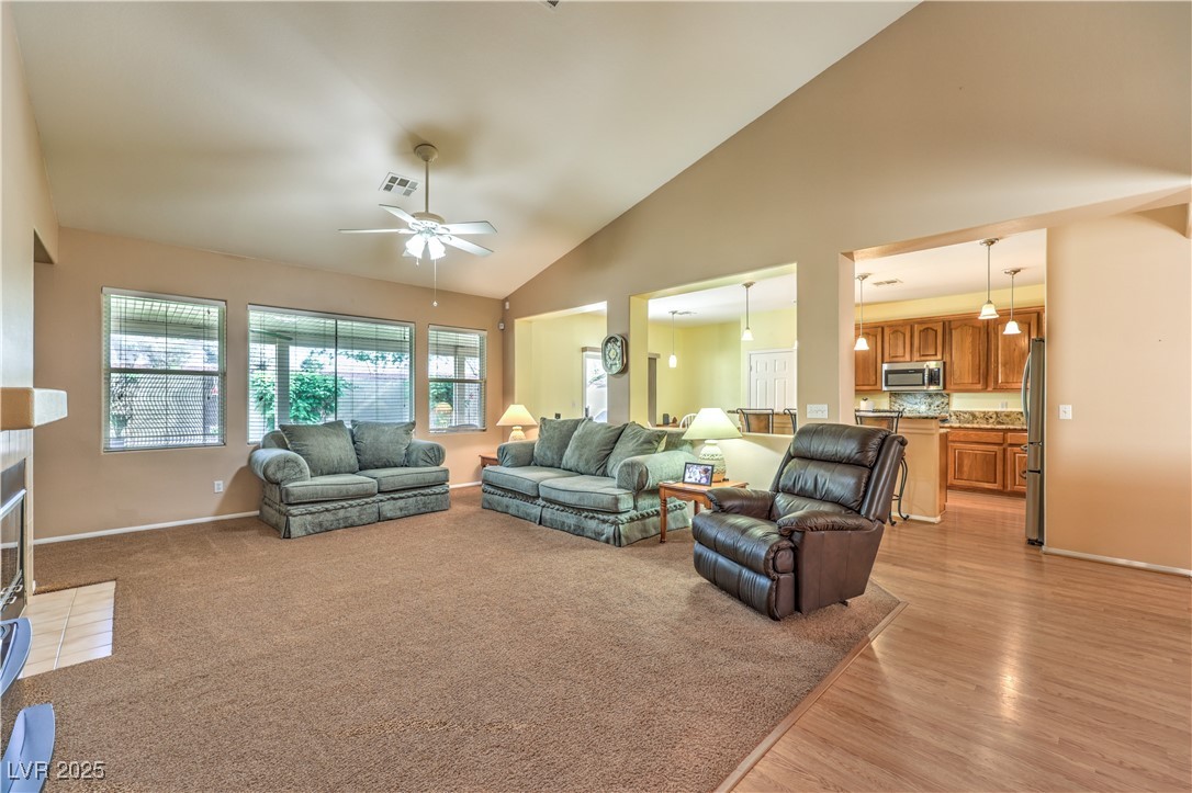 2561 Pyramid Pines Drive, Henderson, Nevada image 13