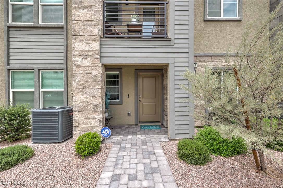 1120 Tektite Avenue