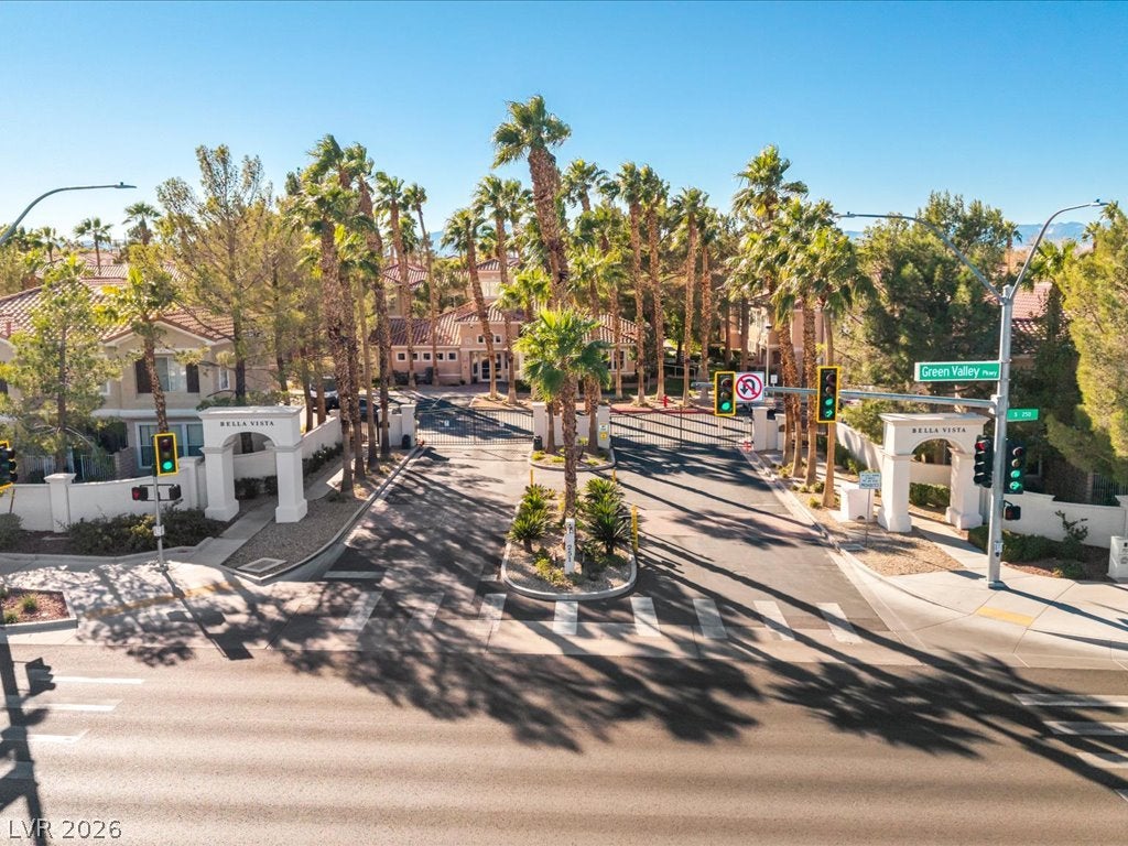 251 S Green Valley Parkway 5111