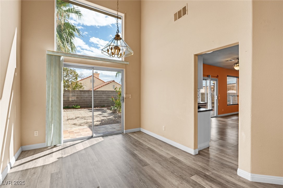 3862 Willowview Court