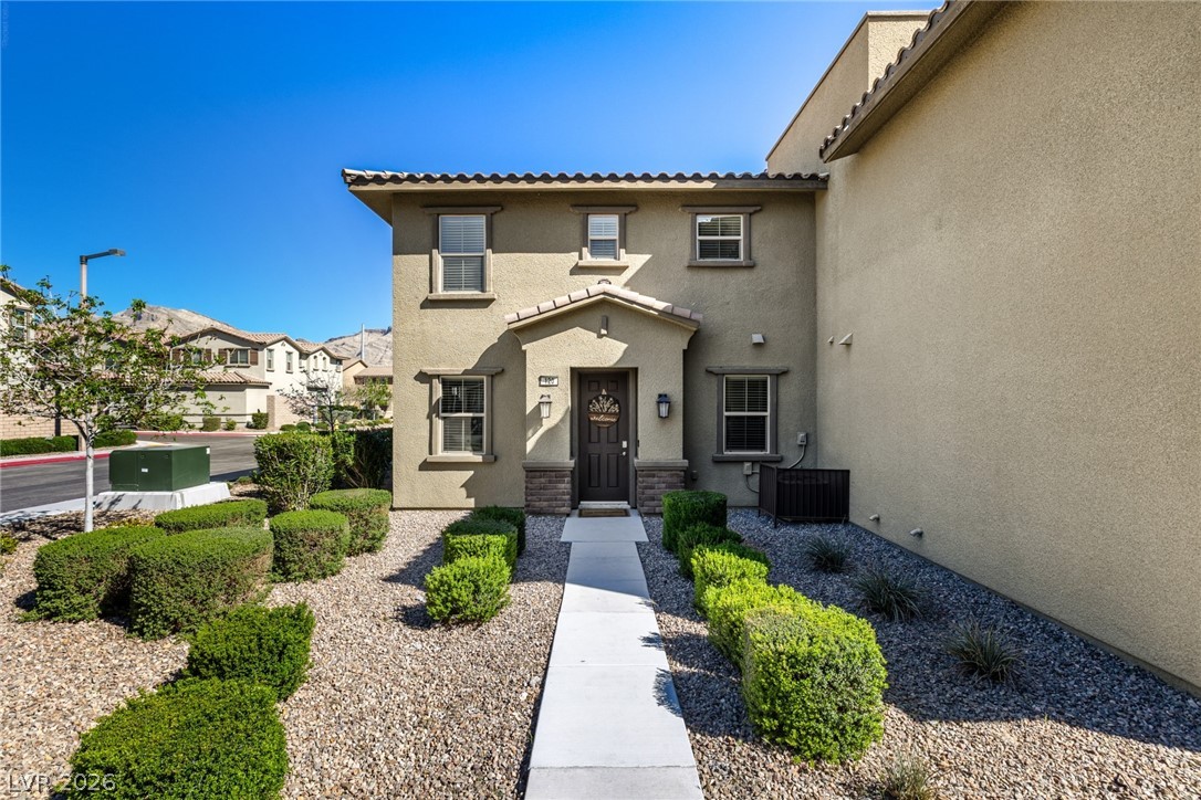 120 Alamere Falls Drive