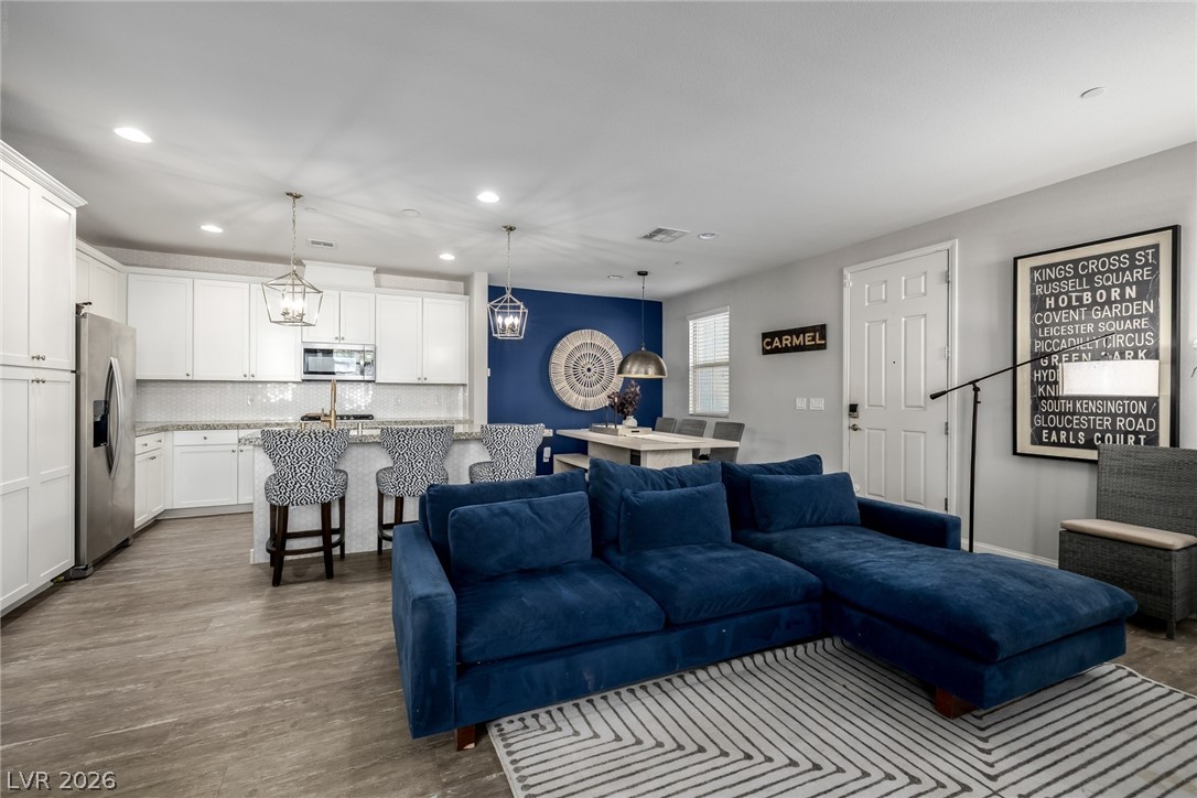 120 Alamere Falls Drive