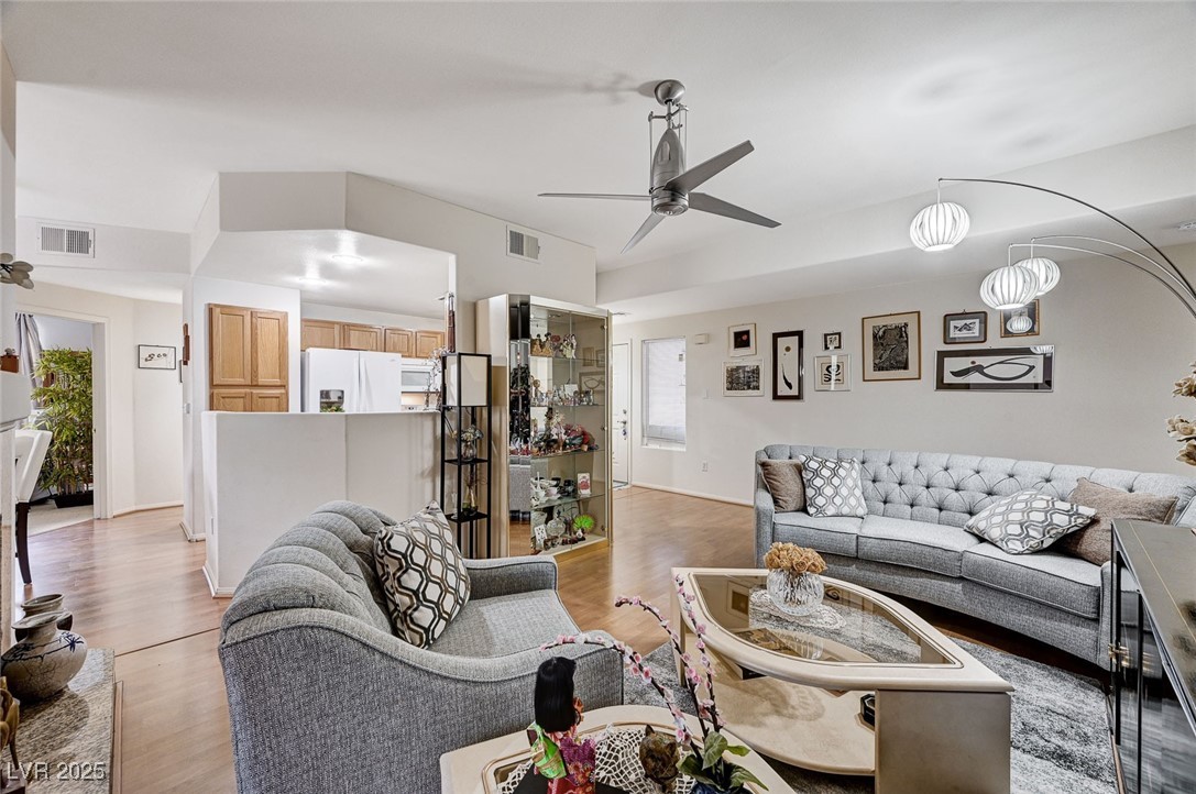 2050 W Warm Springs Road 1311