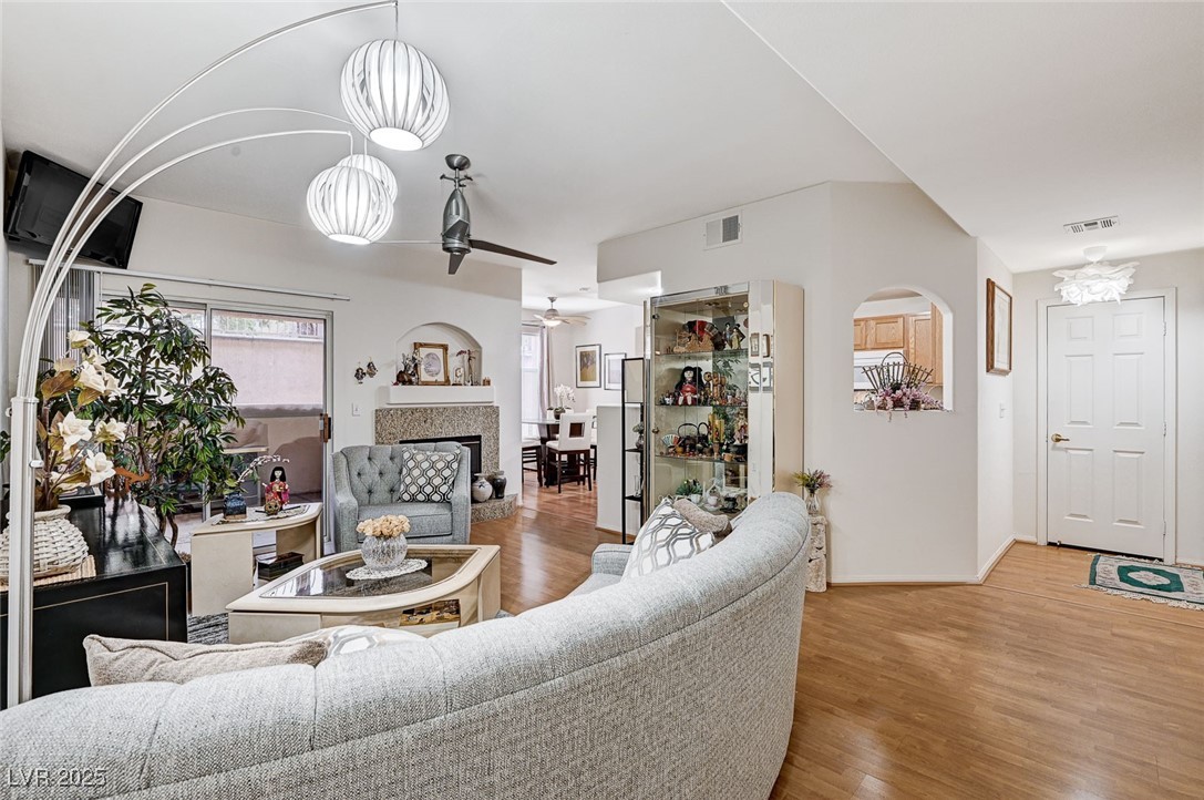 2050 W Warm Springs Road 1311