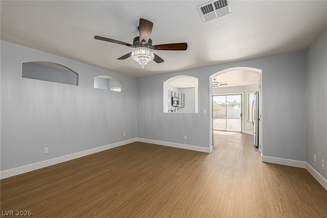 1043 Silver Creek Avenue