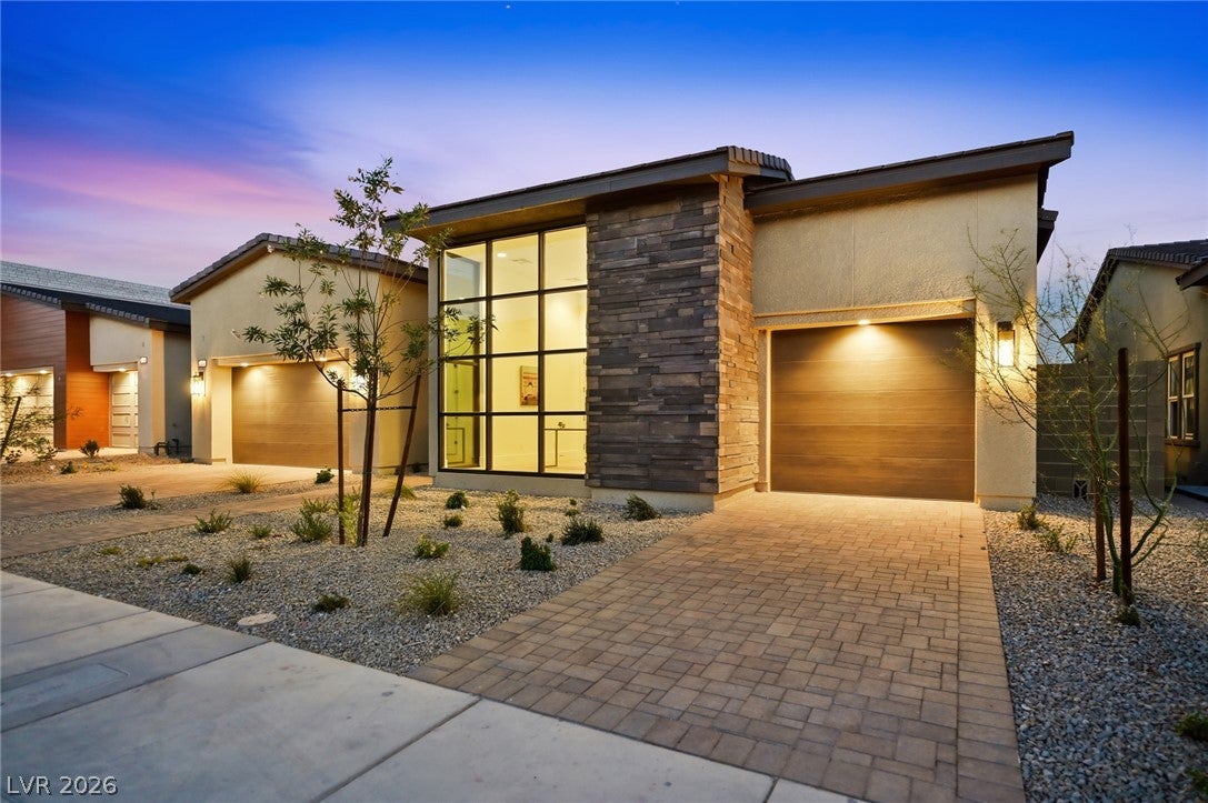 264 Talon Heights Street