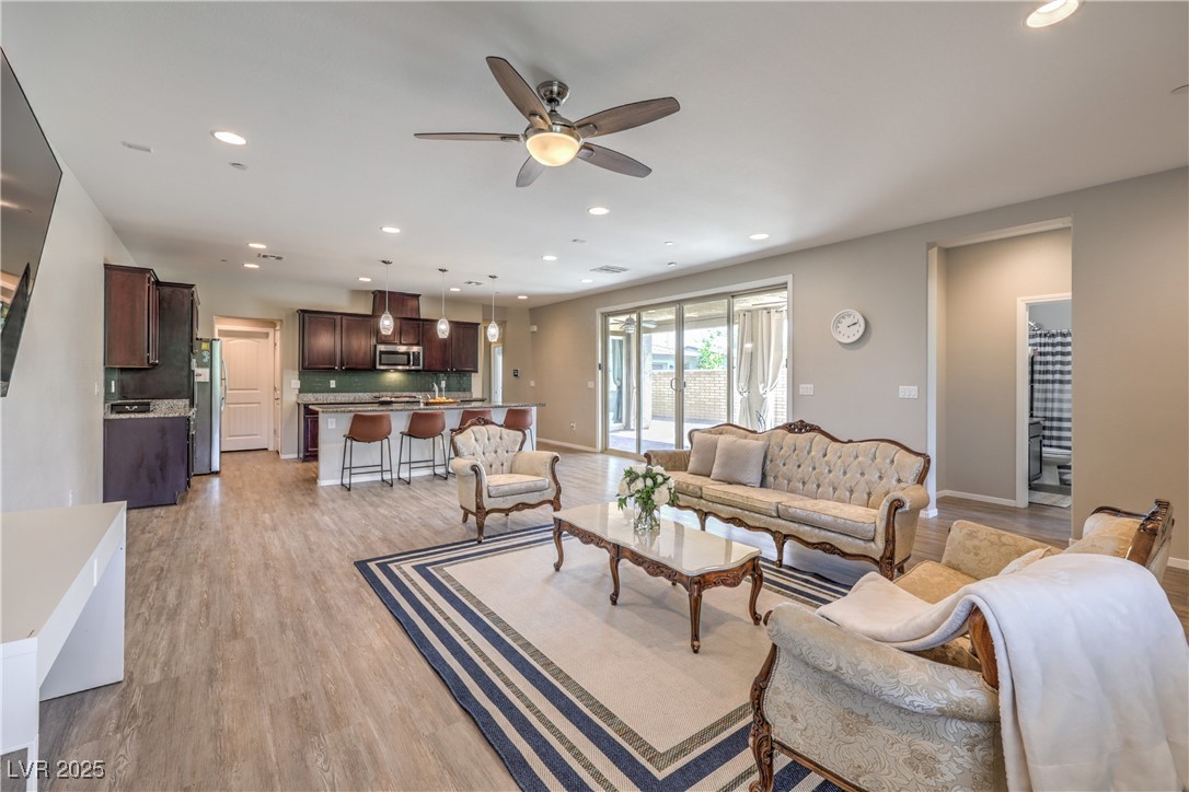 406 Gracious Way