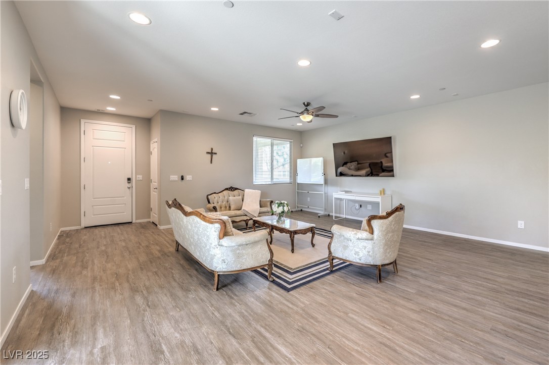 406 Gracious Way