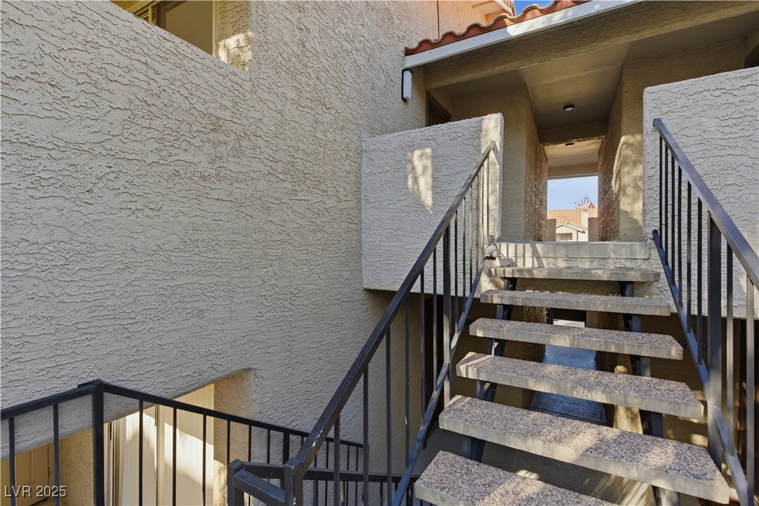 4200 S Valley View Boulevard 3049