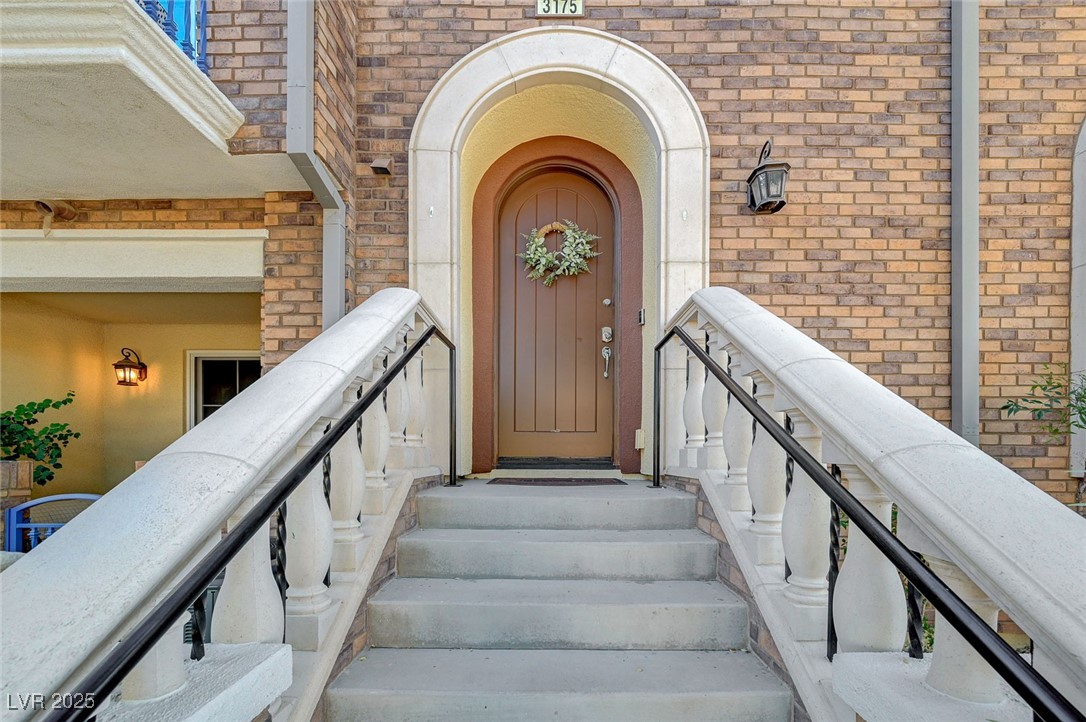 3175 Palazzo Reale Avenue