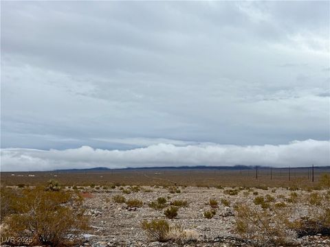 2461 E Saddleback Drive Pahrump NV 89060