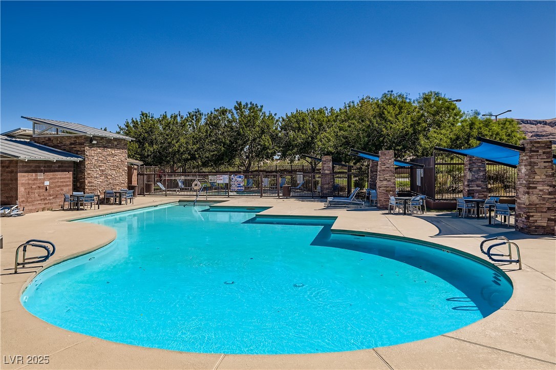 Las Vegas, Nevada 89135, United States, 4 Bedrooms Bedrooms, ,3 BathroomsBathrooms,Residential,Active,209398