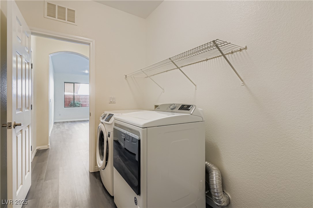 Las Vegas, Nevada 89135, United States, 4 Bedrooms Bedrooms, ,3 BathroomsBathrooms,Residential,Active,209398