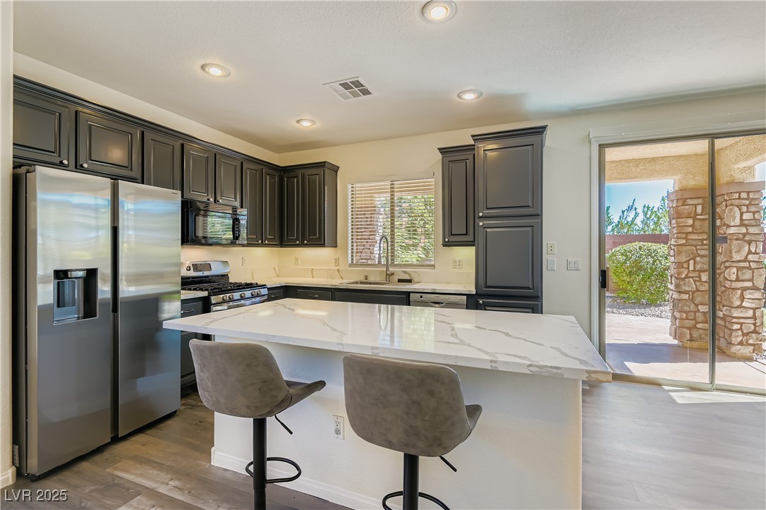 Las Vegas, Nevada 89135, United States, 4 Bedrooms Bedrooms, ,3 BathroomsBathrooms,Residential,Active,209398