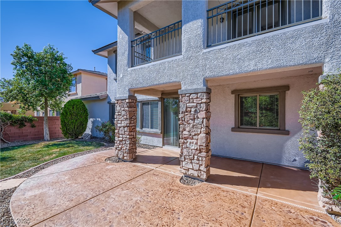 Las Vegas, Nevada 89135, United States, 4 Bedrooms Bedrooms, ,3 BathroomsBathrooms,Residential,Active,209398