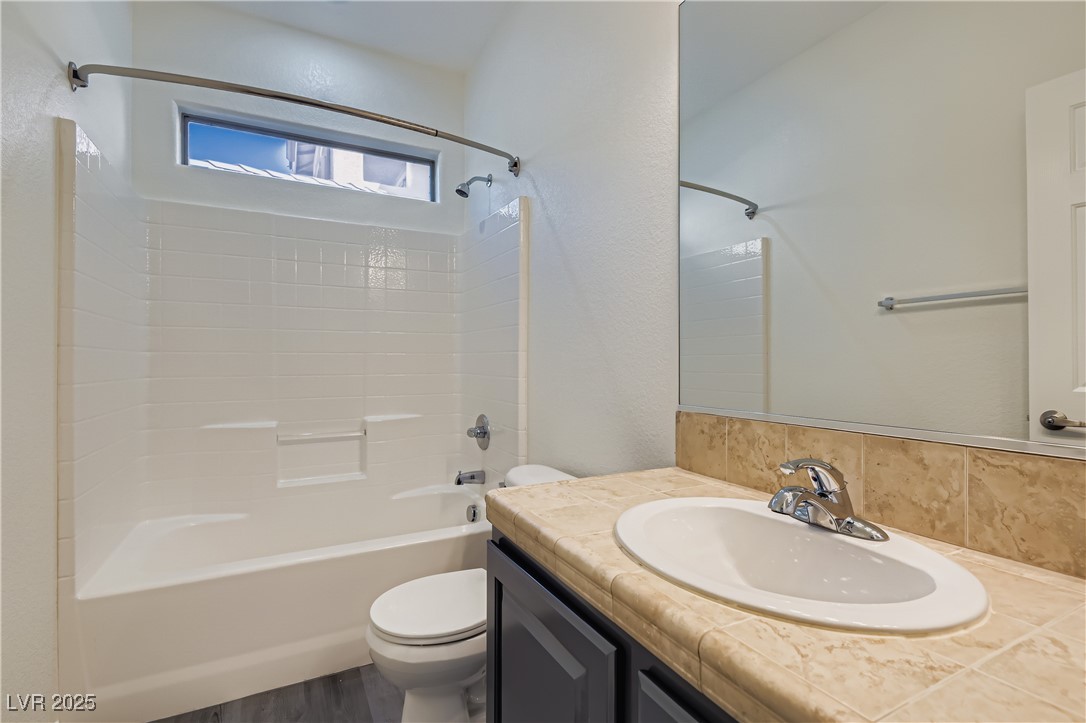 Las Vegas, Nevada 89135, United States, 4 Bedrooms Bedrooms, ,3 BathroomsBathrooms,Residential,Active,209398