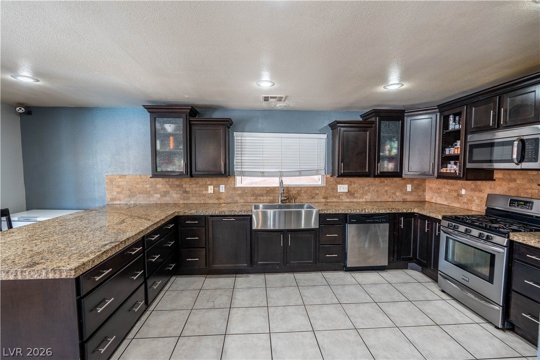 1010 Snow Bunting Court