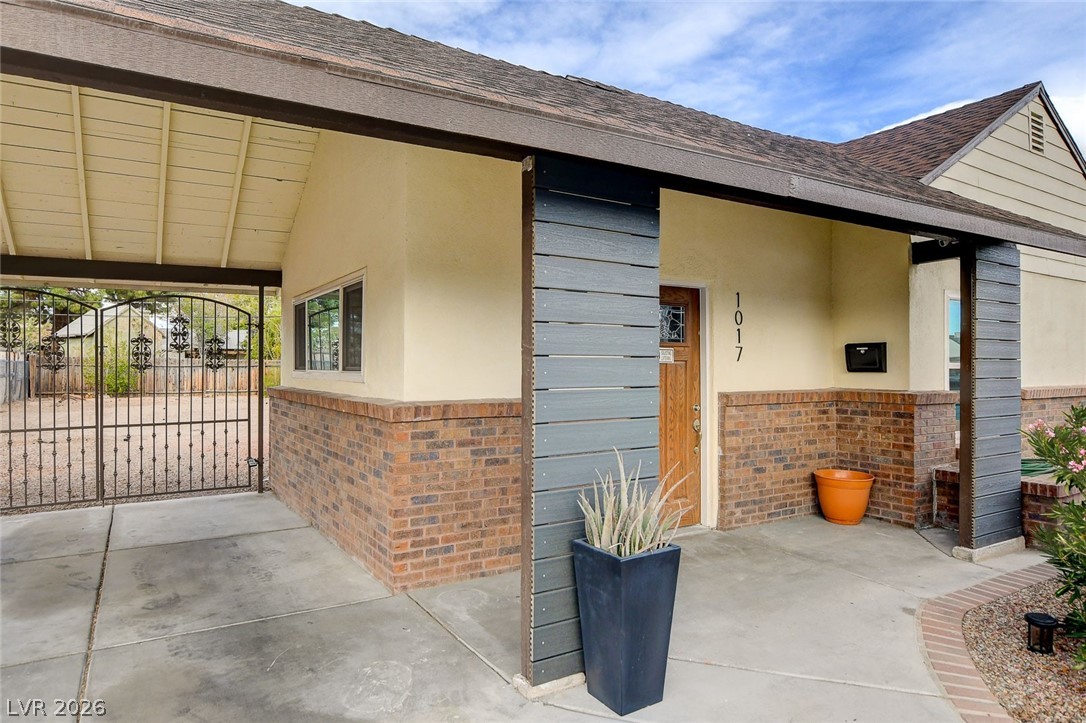 1017 Oakey Boulevard