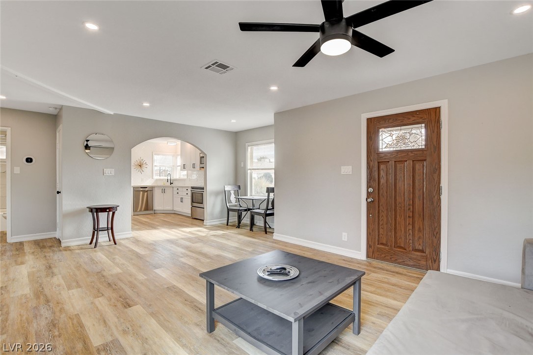 1017 Oakey Boulevard