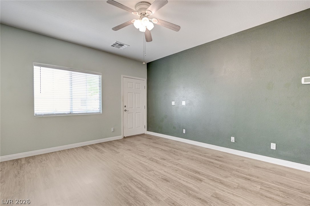 6333 Currant Lake Way