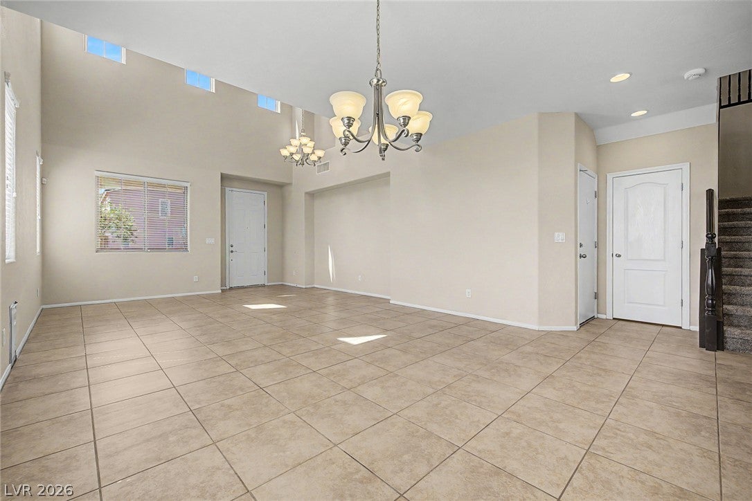 10104 Amana Oaks Avenue