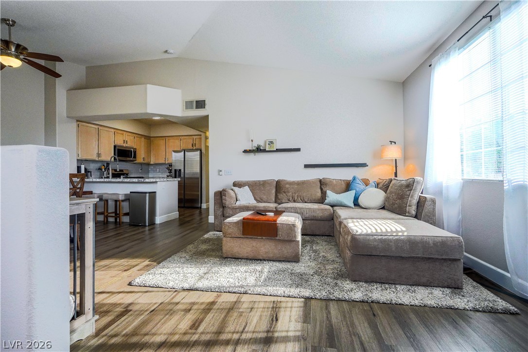 9901 Trailwood Drive 2101