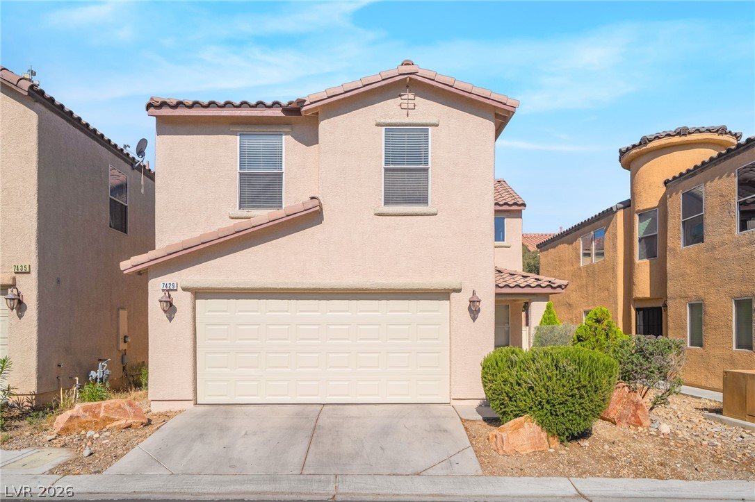 7429 Granada Willows Street