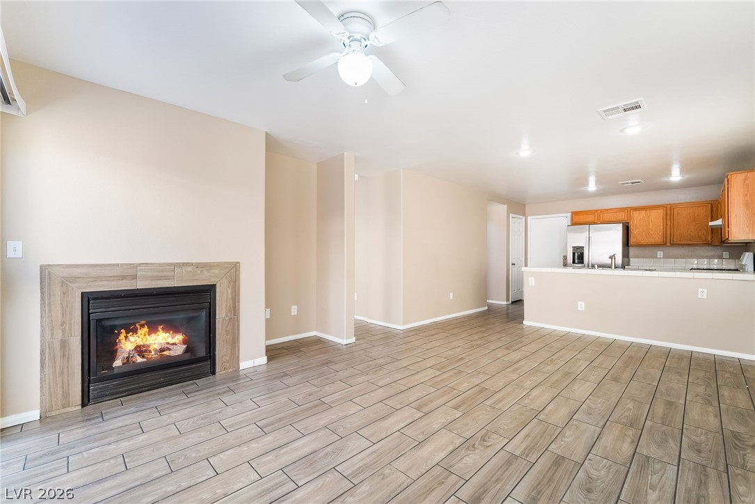 7429 Granada Willows Street