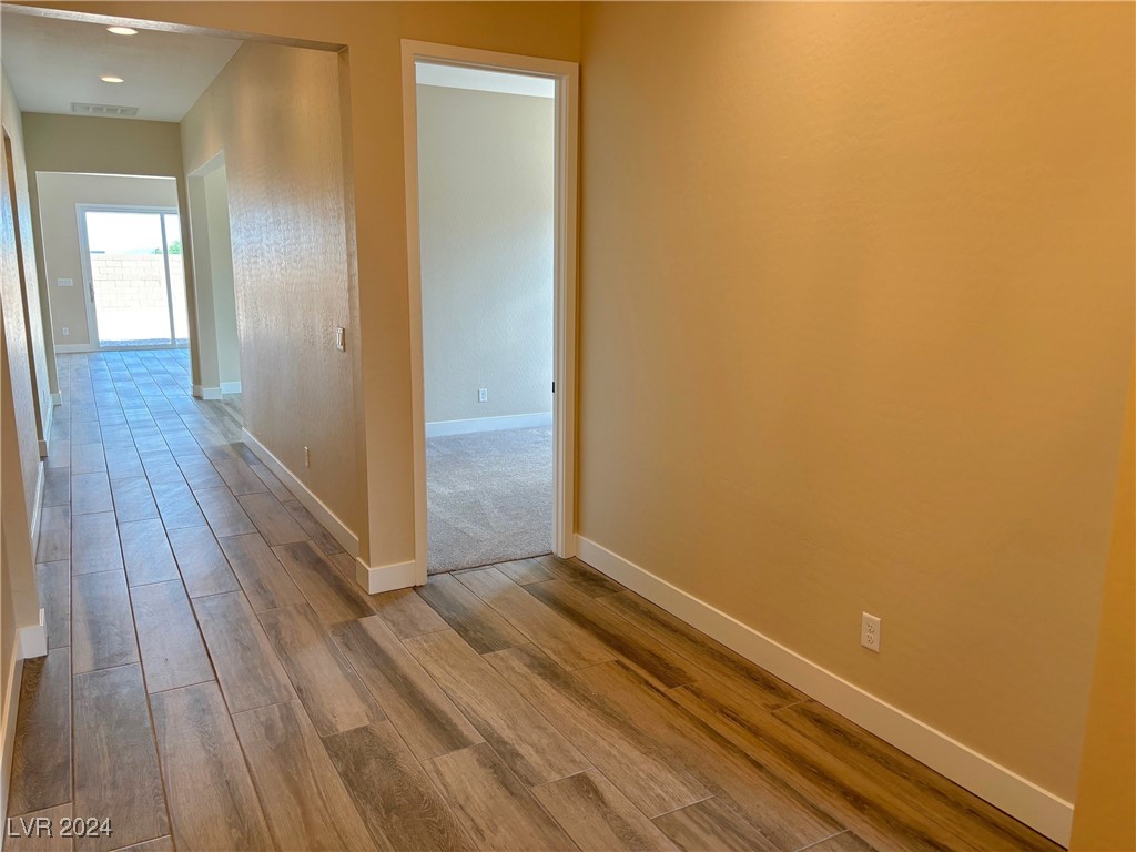 9166 Chandler Bloom Court
