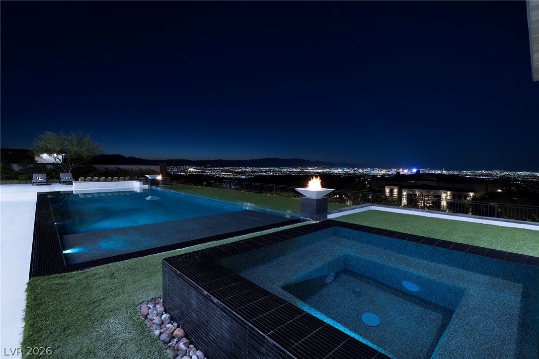 5 Sunset Strip