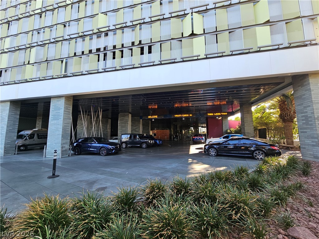 4381 W Flamingo Road 2116